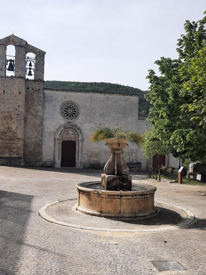 B&B La Casa Dei Nonni Assergi Exteriér fotografie
